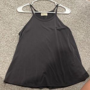 Grey tank top